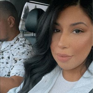 Meet your Posher, Sonia